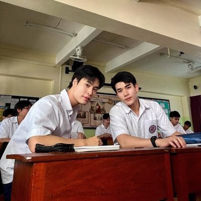 Dizzy7g's tweet photo. ဘာမရေးတော့ဘူး ပိုစ့်တွေဆက်တိုက်တင်ပိဗျို့ မြင်ရင်တော့ဘာမပေးပဲကျော်သွားနဲ့နော်🫩

GEMINIFOURTH TTH PREMIERE 

#TicketToHeavenEP1 https://t.co/kGamgcav7d