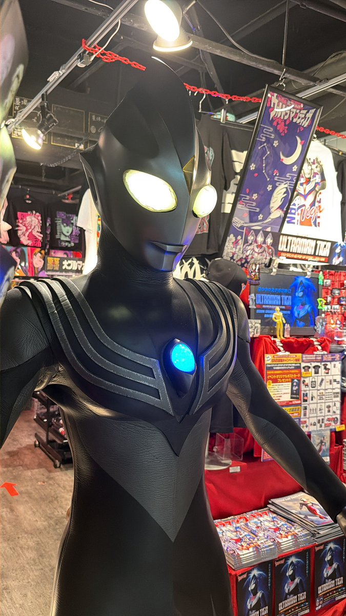 scratchboardCh's tweet photo. ティガダークとは名ばかりでその姿になっても闇堕ちしなかった唯一の光の巨人。
根っからの光属性だったんだね。

#ウルトラマンティガPOPUP
 #ティガ30周年
 #墓場の画廊
 #ティガダーク https://t.co/ArpdTFpJ9d