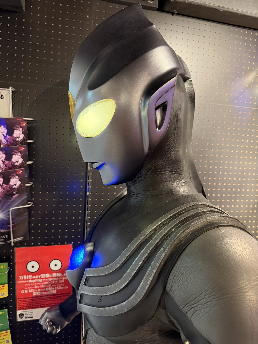 scratchboardCh's tweet photo. ティガダークとは名ばかりでその姿になっても闇堕ちしなかった唯一の光の巨人。
根っからの光属性だったんだね。

#ウルトラマンティガPOPUP
 #ティガ30周年
 #墓場の画廊
 #ティガダーク https://t.co/ArpdTFpJ9d