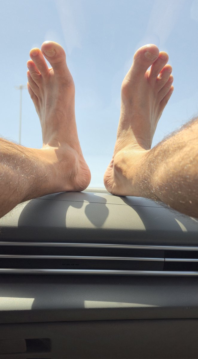Elastonpap87261's tweet photo. #feet
#feetfetısh 
#feetworshi̇p 
#feetdad
#foot
#footfetısh 
#feetdom
#domfeet https://t.co/xaoNc9dLYL
