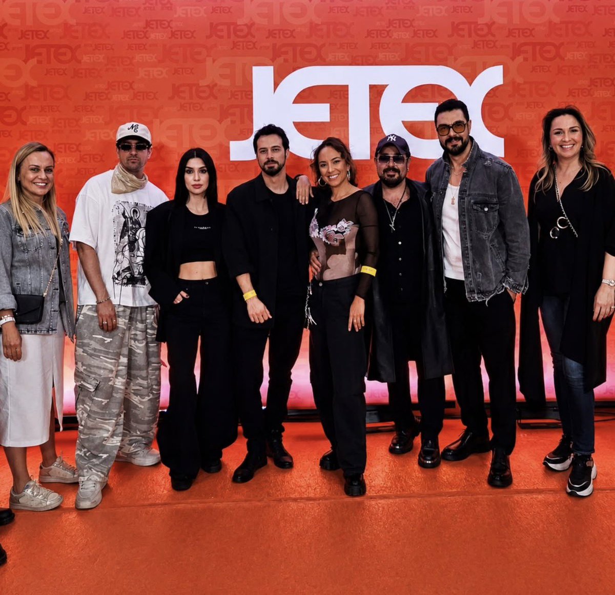 Kalorsit's tweet photo. Halil form last nights concert🥰🥰🥰🥰

 #HalilİbrahimCeyhan https://t.co/WVAJiroJNh