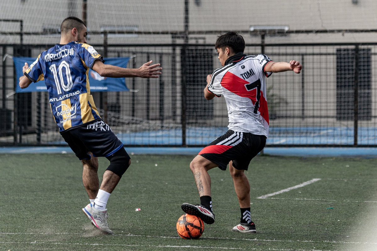 LAT_ARG's tweet photo. ¡RIVER A CUARTOS! 👊🏼
@River_LAT venció a Atlanta y pasó a la siguiente ronda de la Copa AniVersario. https://t.co/ljGNzmU7fE