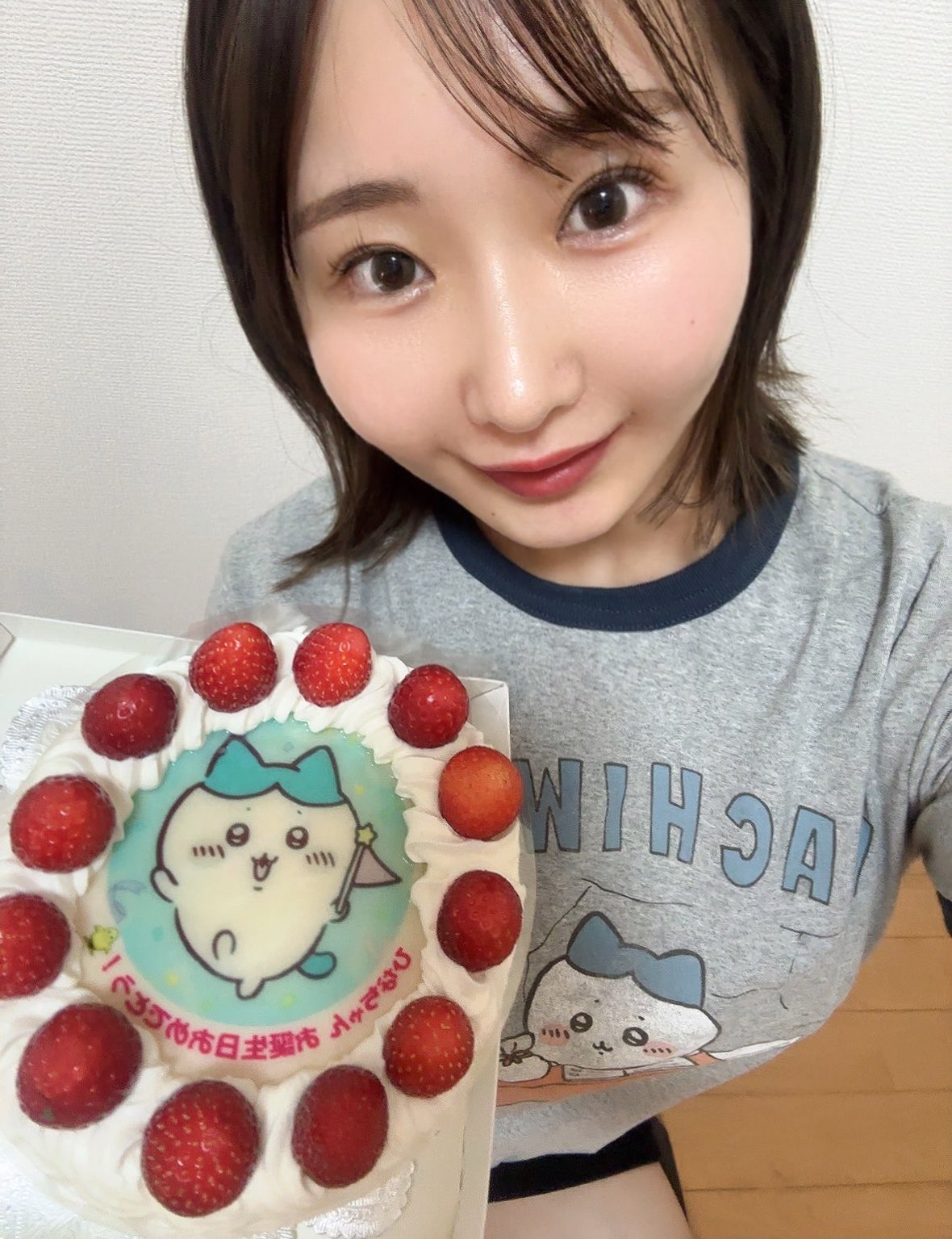 由衣陽菜