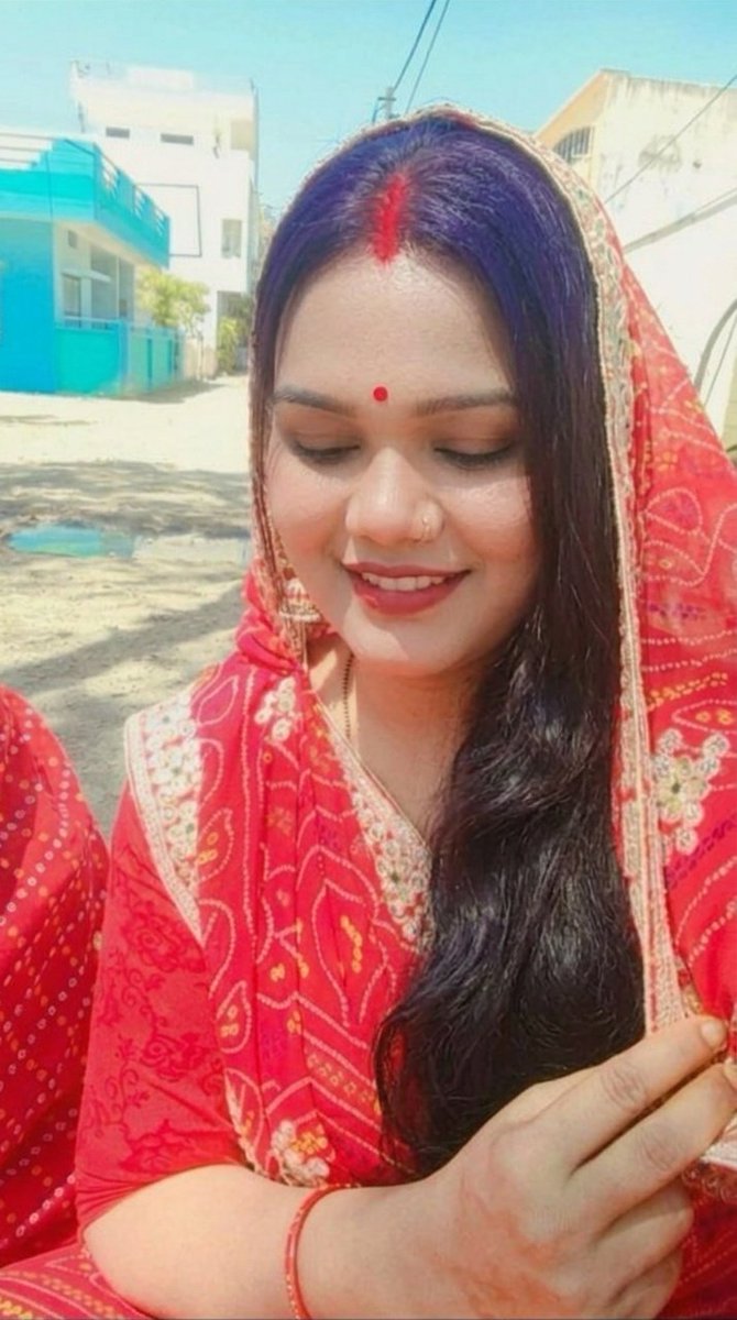 surbhi neha singh tweet media
