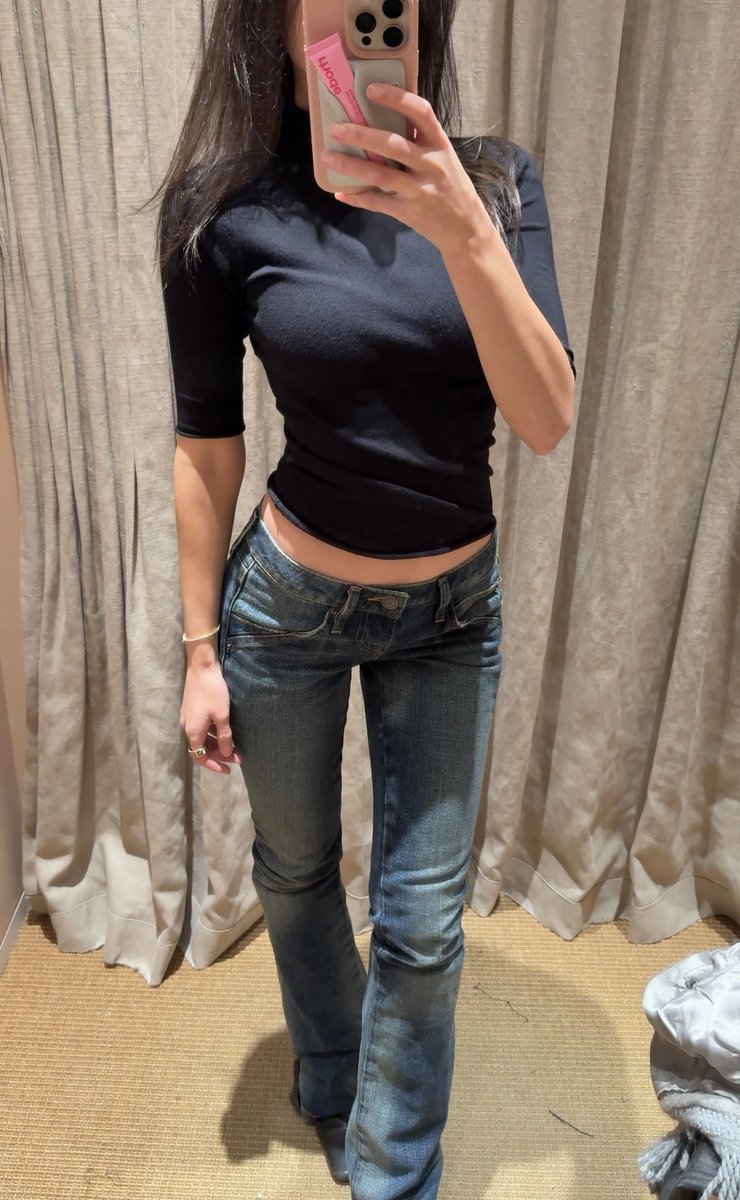 clearchiaraa's tweet photo. addicted to the 🛍️ https://t.co/9lIMRS66ph