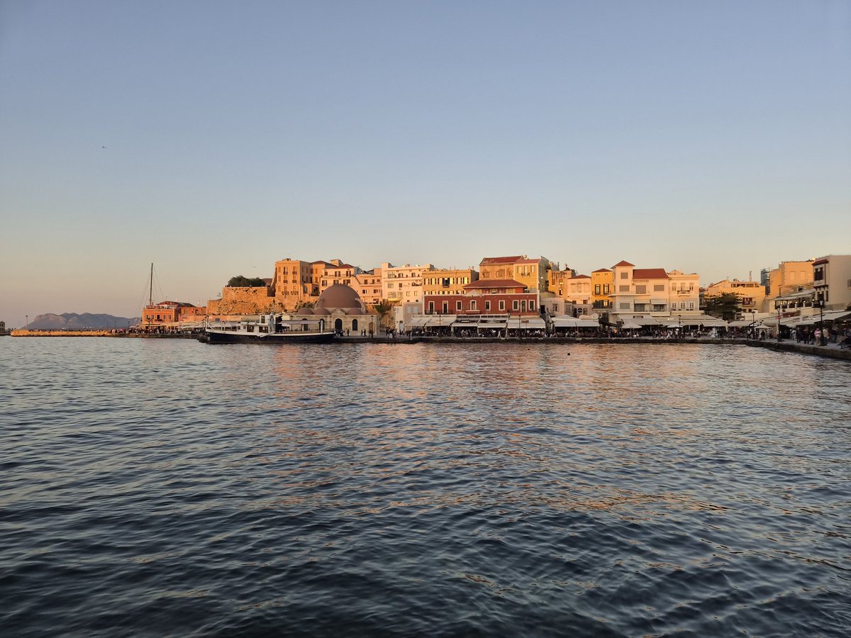 jochen_ringer's tweet photo. Ein paar Tage Urlaub auf Kreta! Unterwegs in Chania, Bootstour zur Insel Gramvousa und zum Balos Beach, ein Trip nach Rethymnon und Wandern in den Bergen. 🇬🇷🍹🦑😎 #Urlaub #Kreta #Meer #Sightseeing https://t.co/2aIZ8T3S3i