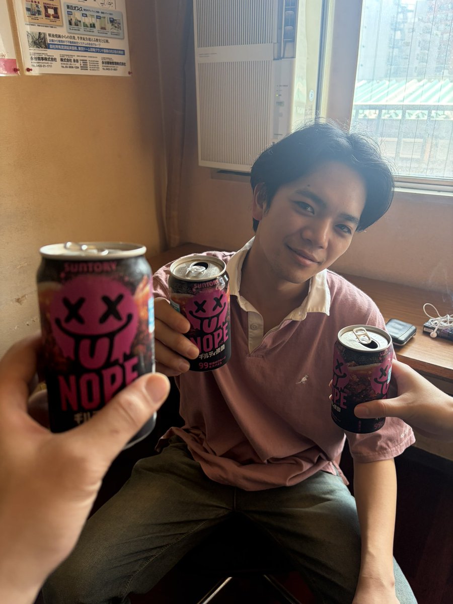 IvgB0's tweet photo. 嬉寄席‼︎、ネタ千住ありがとうございました

色んな人が色んな飲み物くれた https://t.co/pnPsgPdGxH