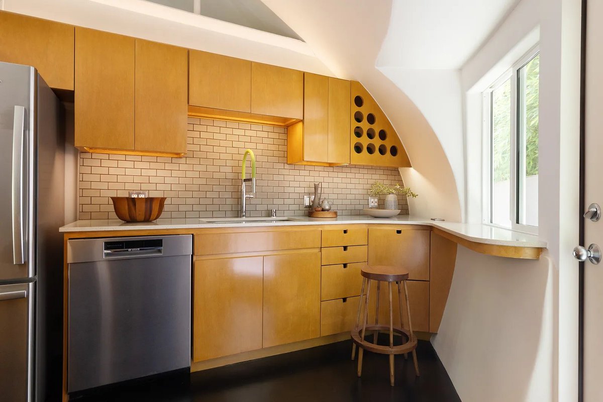 kotecinho's tweet photo. Wallace Neff Shell House
Los Robles Avenue, CA

George Penner Team