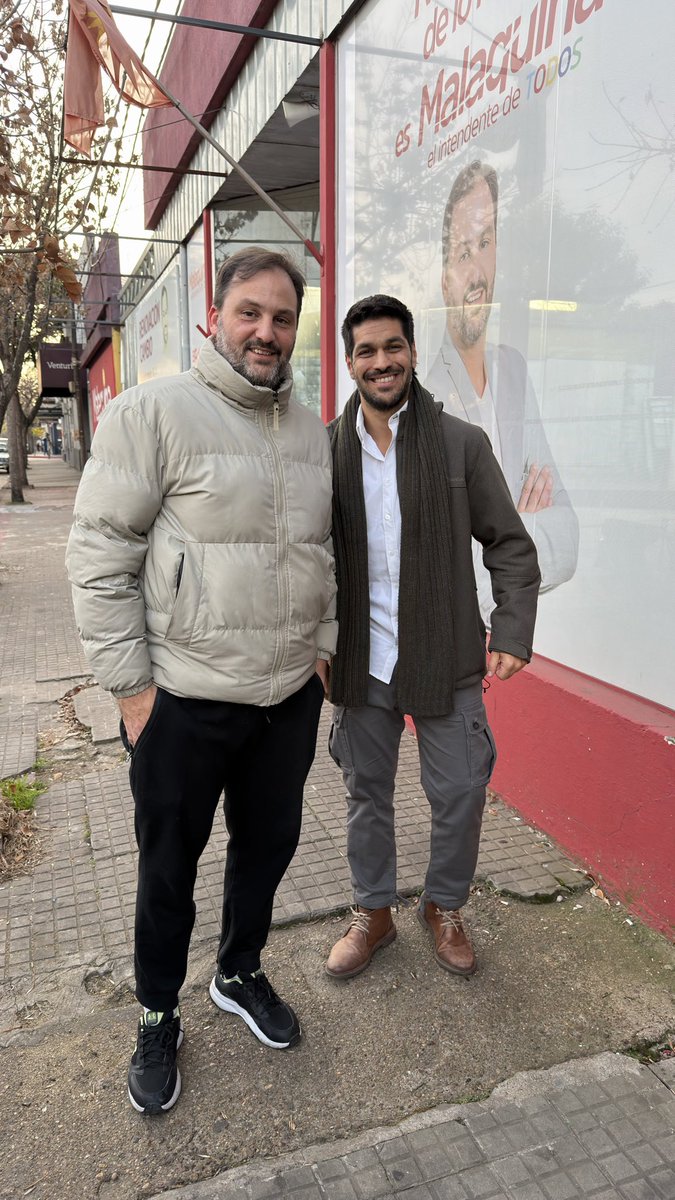 AndresOjedaOk's tweet photo. SALTO
Nos juntamos a charlar con @MalaquinaM para evaluar y proyectar, pensado en el futuro de Salto. https://t.co/OTFXBFW0c9