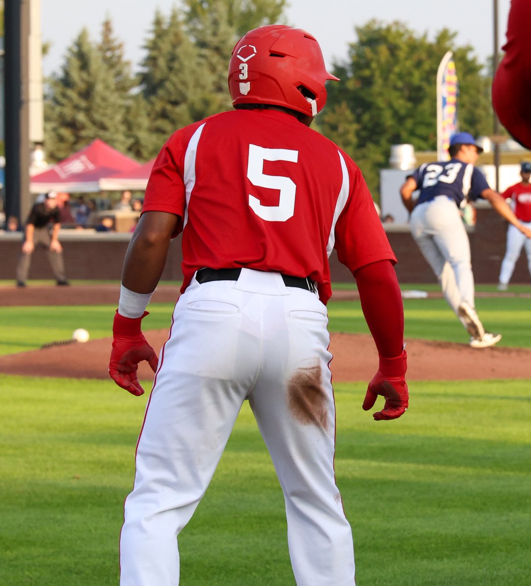 GLSCL's tweet photo. 5 DAYS from tonight is the #GLSCL Opening Day on Friday, June 5th!!!      

All #GLSCL games broadcast on @FloCollege

Christopher Roa (@roa_calcano)📷: Amy Moore (@HamiltonJoes)

Grant McGuire (@mcguiregrantc) 📸: Maggie English (@SluggersGLSCL) https://t.co/ORfCO2eBK6