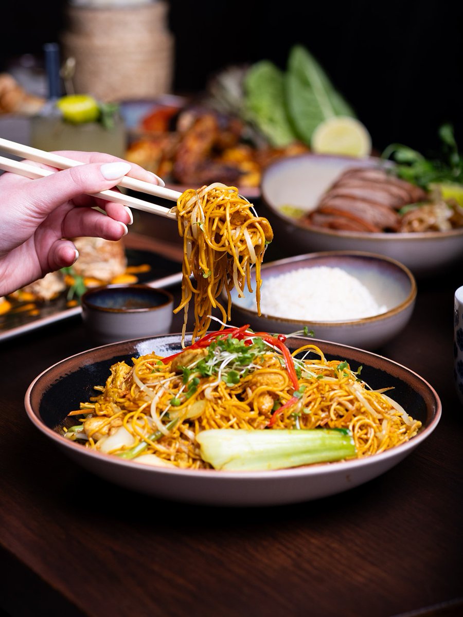 OpiumDublin's tweet photo. Singapore Noodles for Bank Holiday Sunday🥢 https://t.co/dIgVQnyJ7K