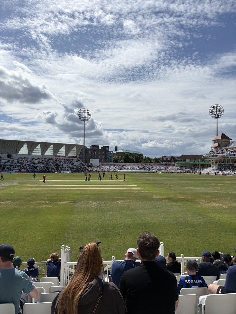 RShepNotts's tweet photo. Nice to watch some sport stress-free. 

🍺☀️

@TrentBridge https://t.co/f3ZP5bIFWK