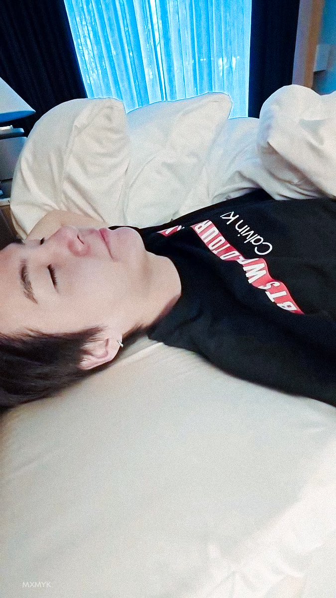 sugadooll's tweet photo. this gotta be the most boyfriend pov we've ever gotten of yoongi. https://t.co/OkWYUJfmGs