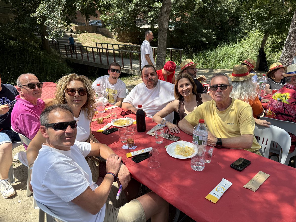pscanoia's tweet photo. 📍 Aquest any ens reunim a Santa Margarida de Montbui, en una jornada per compartir idees, il·lusions i compromís amb el territori. 🤝❤️ https://t.co/QOYQbFBgzL