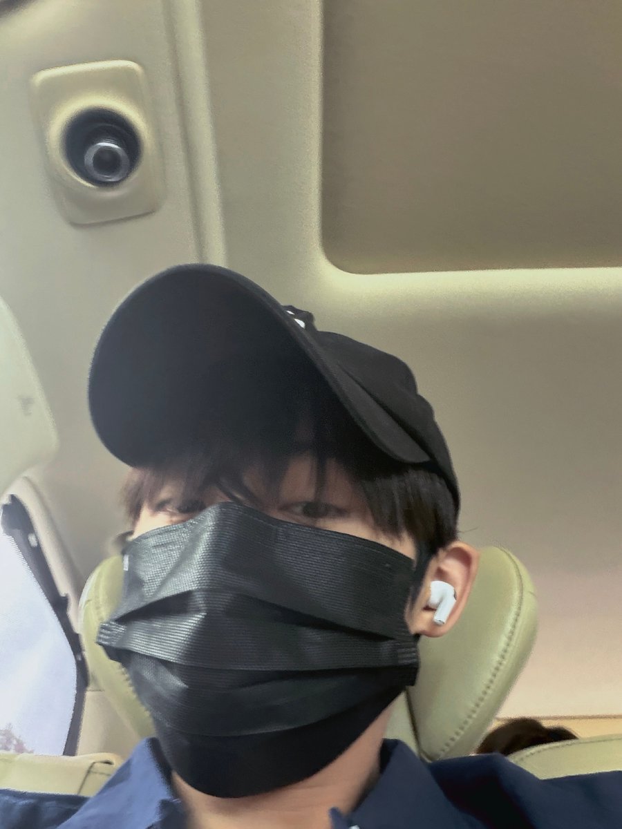VoteForWinwin's tweet photo. 260531 WINWIN Weibo Update

#윈윈 #DongSicheng
#WINWIN #董思成 https://t.co/2HBz3Dy7iU