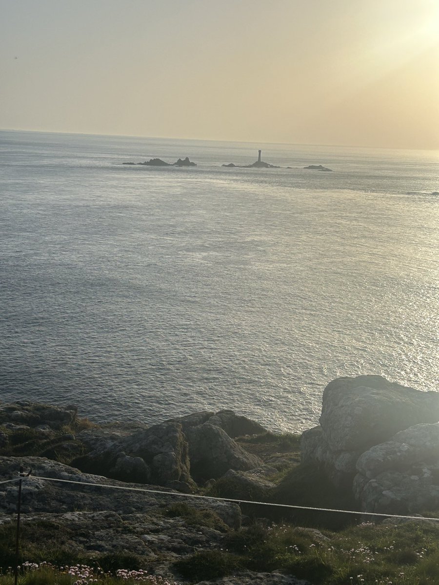 Panagiotou90St's tweet photo. Cornwall is one of the most beautiful areas I’ve visited in the UK. https://t.co/Cai9zT24bo