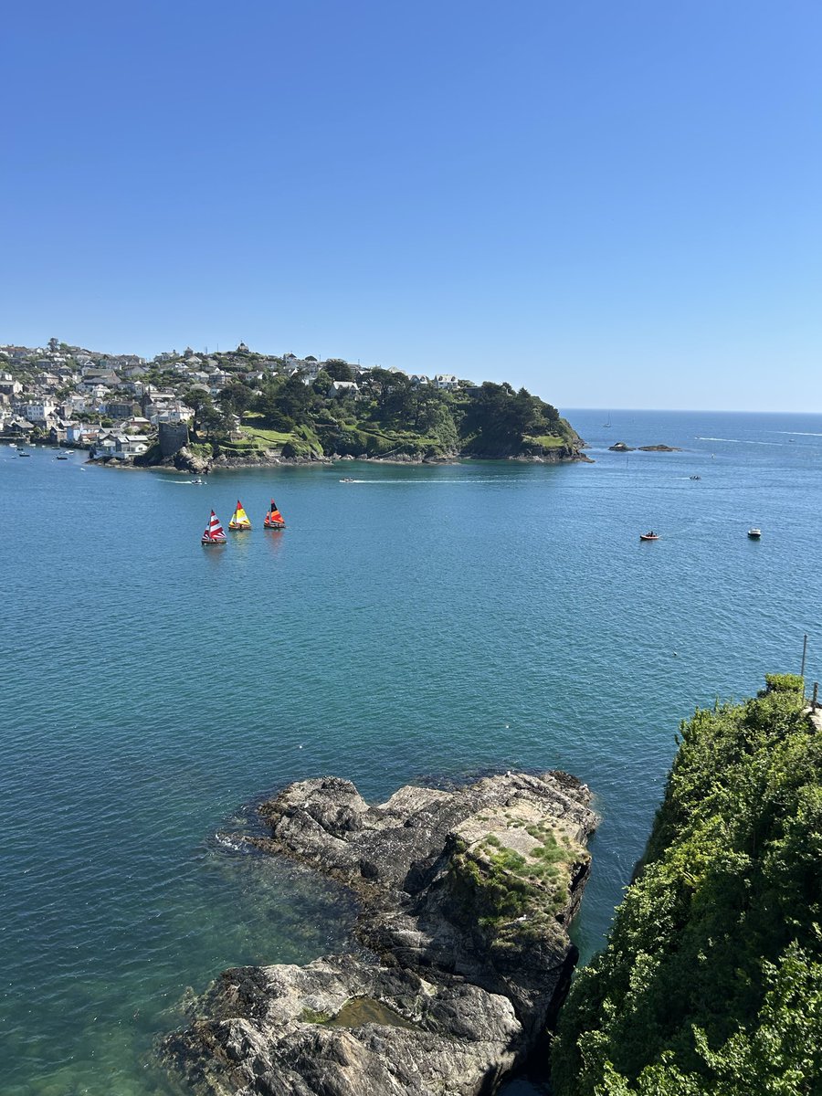 Panagiotou90St's tweet photo. Cornwall is one of the most beautiful areas I’ve visited in the UK. https://t.co/Cai9zT24bo
