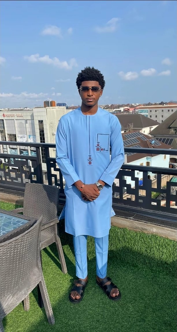 Leon_decent's tweet photo. Men in kaftan >>> https://t.co/zwgHqiK1dq