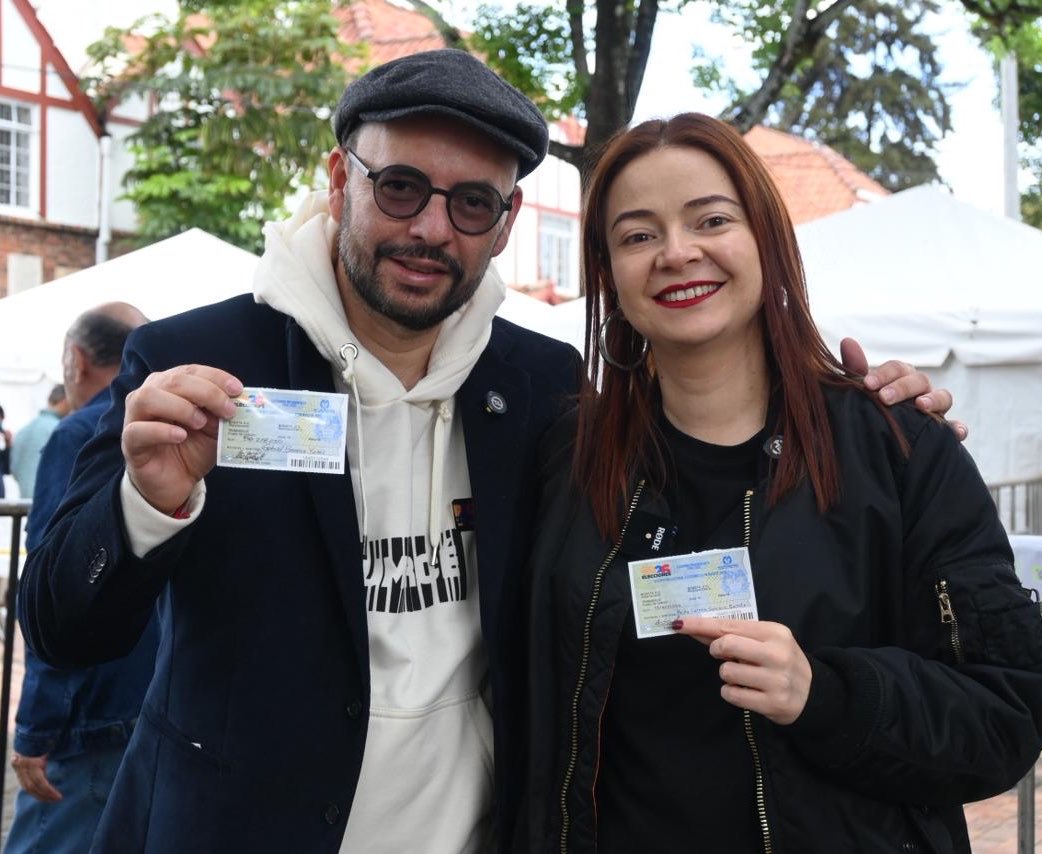 Gabriel Becerra - Pacto Cámara Bogotá 🏛️ tweet media
