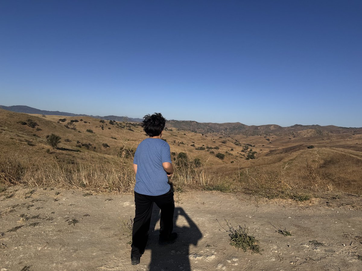 Srasgon's tweet photo. Hiking with 10yo this morning https://t.co/rKbItk6iIm