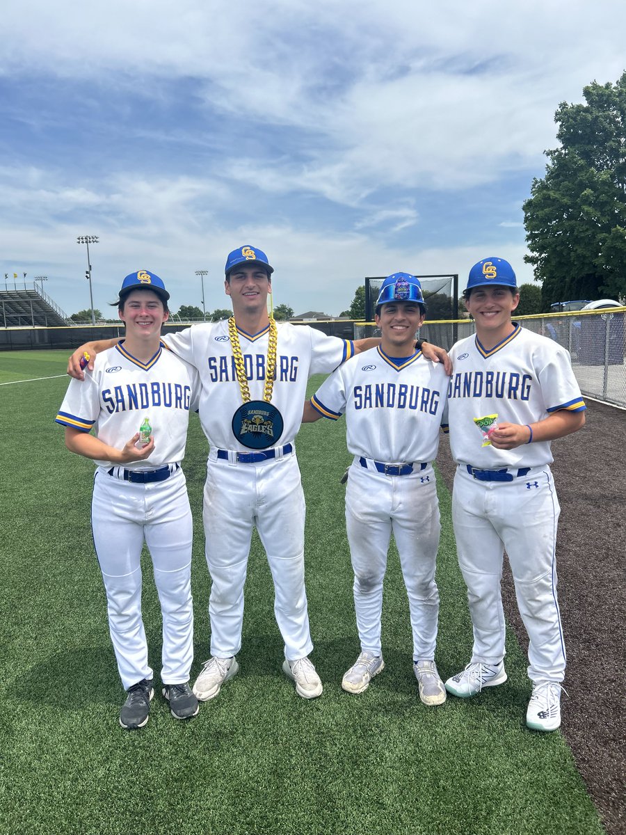 csbaseball1's tweet photo. Jurcenko tossed 5.1 allowing 1 run.  Barrera secured the final five outs. Rosas had 2 hits and an rbi and Diamond added a pair of RBI’s for the 6-1 win to secure the Regional Championship for the Eagles. https://t.co/kdCVqgYpuE