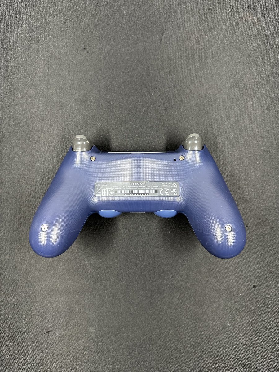 savemycontrolle's tweet photo. Réparation et révision entière de la manette de @valmyrt installation et calibrage joysticks TMR Jaune https://t.co/EmvkMh5Bf5