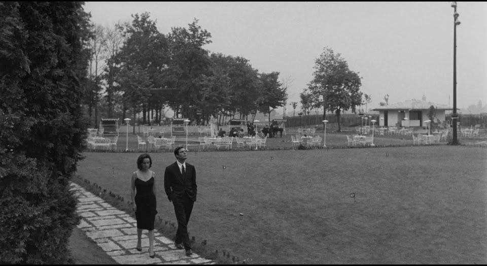 Jopolkadot's tweet photo. La notte

Antonioni
1961 https://t.co/9HbWnJobNu