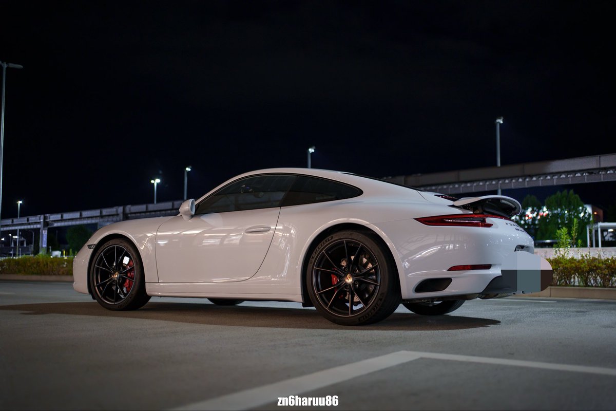 zeto4rou's tweet photo. 素敵な写真がたくさん
#Porsche https://t.co/doYqDqiK8w