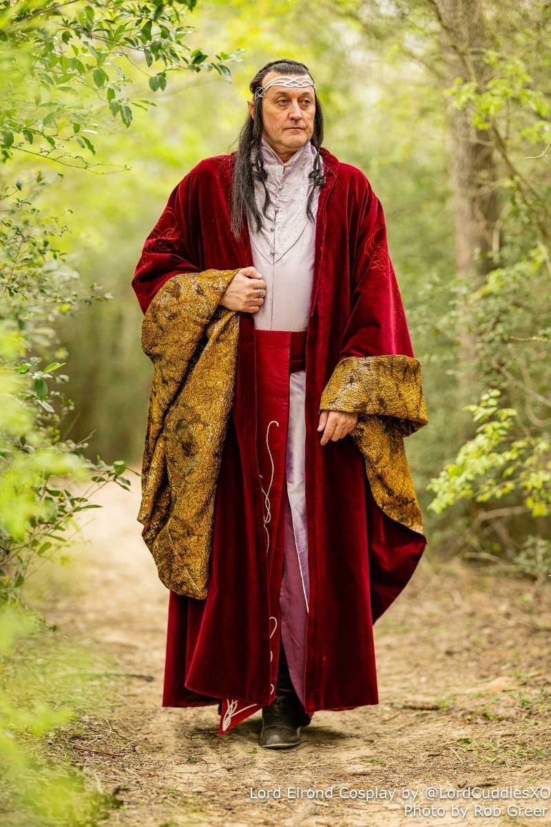 LordCuddlesXO's tweet photo. Lord Elrond, Master and Protector of Rivendell

Bringing Elrond’s Council of Elrond robes to life. This look from The Fellowship of the Ring has always been a dream project of mine.

'Strangers from distant lands, friends of old... you have been called here to answer the threat of Mordor.'

#Cosplay #Cosplayer #CouncilOfElrond #ElfCosplay #Elrond #ElrondCosplay #ElvenCosplay #Fantasy #FellowshipOfTheRing #FellowshipOfTheRingCosplay #HugoWeaving #LordElrond #LordOfTheRings #LordOfTheRingsCosplay #LOTR #LOTRCosplay #LOTRCosplayer #MiddleEarth #Rivendell #Tolkien #TolkienCosplay