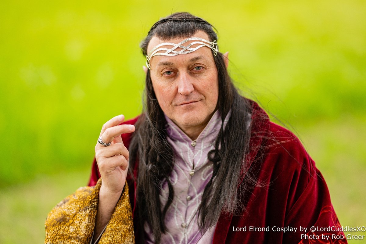LordCuddlesXO's tweet photo. Lord Elrond, Master and Protector of Rivendell

Bringing Elrond’s Council of Elrond robes to life. This look from The Fellowship of the Ring has always been a dream project of mine.

'Strangers from distant lands, friends of old... you have been called here to answer the threat of Mordor.'

#Cosplay #Cosplayer #CouncilOfElrond #ElfCosplay #Elrond #ElrondCosplay #ElvenCosplay #Fantasy #FellowshipOfTheRing #FellowshipOfTheRingCosplay #HugoWeaving #LordElrond #LordOfTheRings #LordOfTheRingsCosplay #LOTR #LOTRCosplay #LOTRCosplayer #MiddleEarth #Rivendell #Tolkien #TolkienCosplay