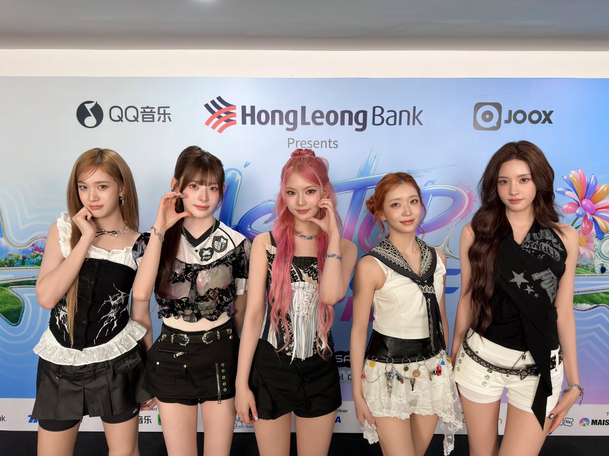STAYC_official's tweet photo. 260531
ASIATOP MUSIC FESTIVAL

#STAYC #스테이씨
#AsiaTopinMY #AsiaTopLive https://t.co/uhLP6fBVzV