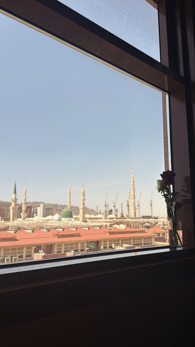 Dania_6767's tweet photo. “ مسافرون وما أحلاه من سفرٍ “            #حج_1447هـ https://t.co/iaq3SHyl6W