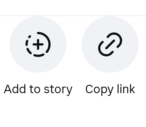 VedVery5's tweet photo. Have Instagram designers ever considered not doing meth?

What even is that top spacing in the share menu, or rather — lack of it? 😭 https://t.co/TJtg491o08