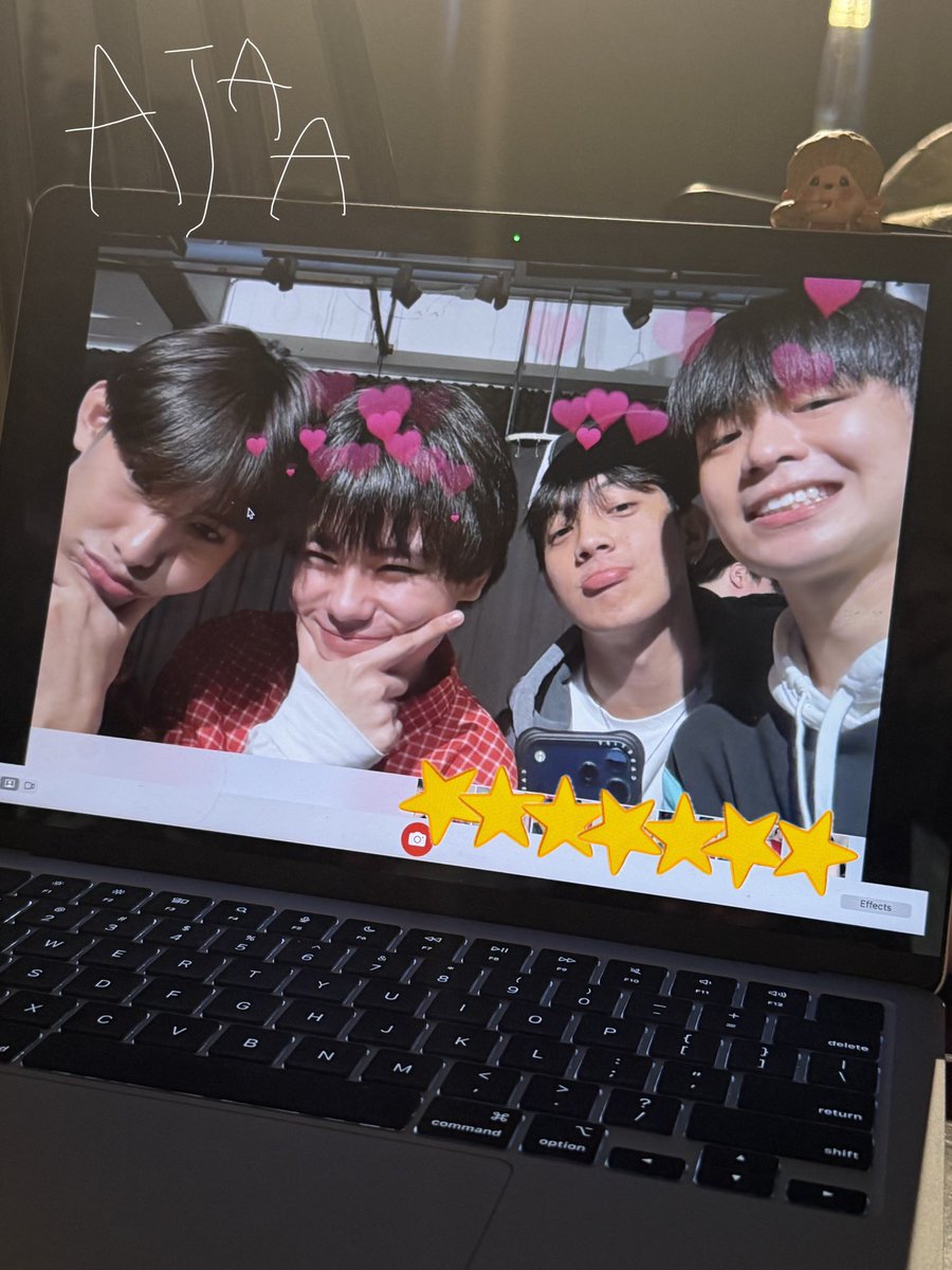 AJAAofc's tweet photo. random snaps ⊹˚.⋆

#AJAA #forHanies https://t.co/kYxeg7NXOb