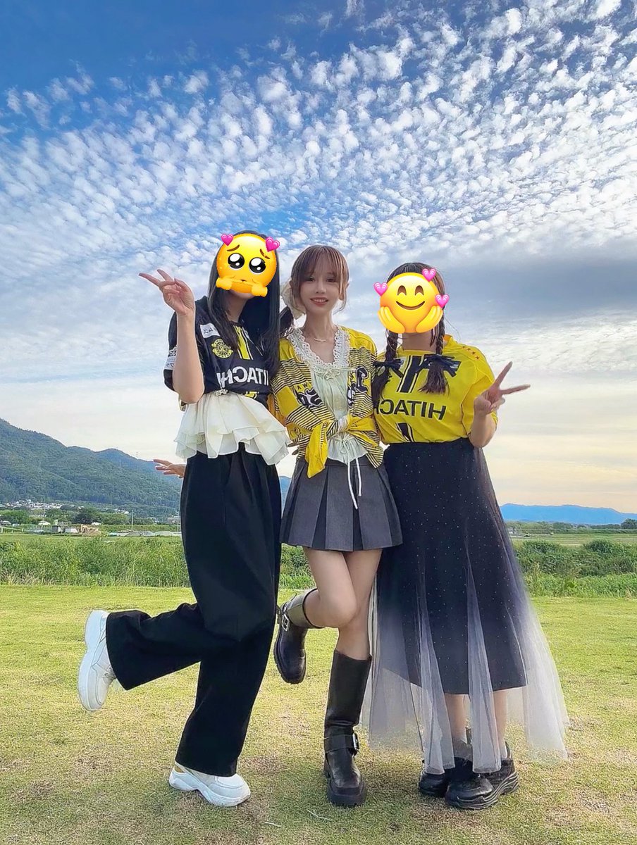 WangWyl95's tweet photo. 初めてのサッカー遠征は京都でした⚽️🍃
大好きな京都でまた試合を見られて嬉しかったなあ🥹💛レイソルの6ゴールも見られて、久しぶりのみんなにも会えて、幸せいっぱいの週末でしたよ！！！ https://t.co/G1j9VZbiRW