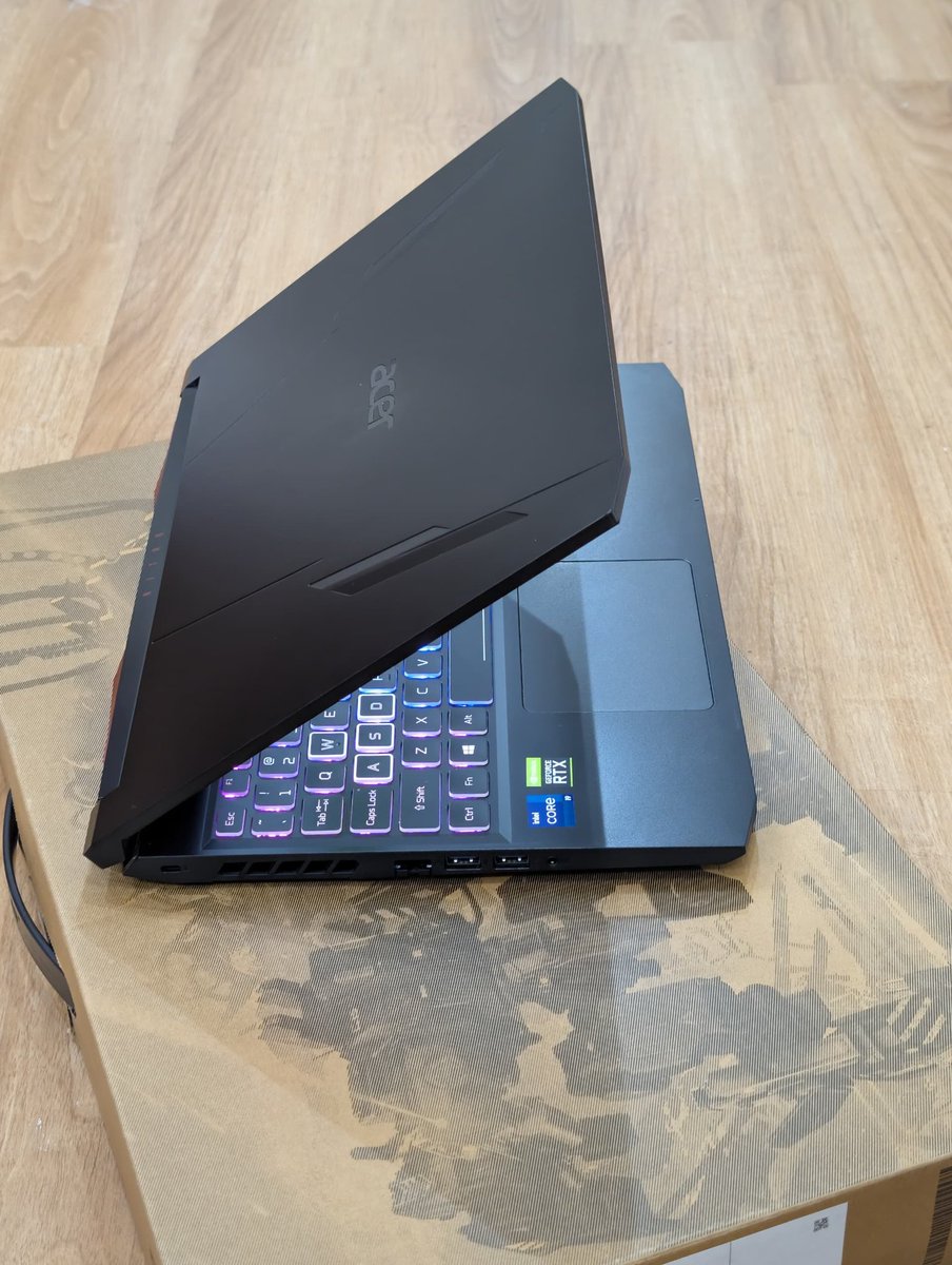 Stc_GadgetHubNG's tweet photo. Acer Nitro 5 AN515-57 (Boxed Unit)

15.6” 144Hz FHD Display
Intel Core i9-11900H (11th Gen)
32GB RAM | 2TB SSD
RTX 3060 (6GB Dedicated Graphics)
Backlit RGB Keyboard
📦 Boxed with Charger

💰 ₦1,480,000

🚚 Nationwide Delivery

#AcerNitro #GamingLaptop #PerformanceMachine https://t.co/SRZjyYZ1jp