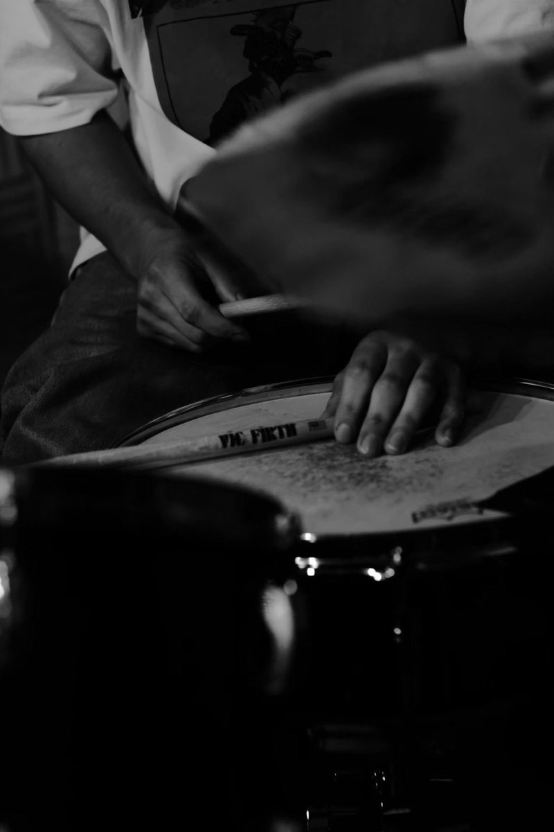 TBimboes's tweet photo. 音楽が聴こえてくる
ゆっくり
激しく
強く
音楽が鳴り始める
眩いばかりに

今月からこちらも稼働させていきます
よろしくお願いいたします(マネ・サトー https://t.co/IDcqAzwAvu