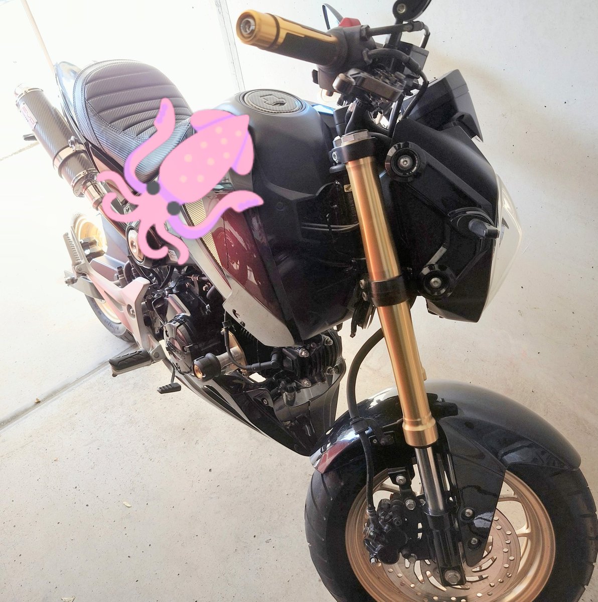 minacle4's tweet photo. 通勤車変えました🏍️
積載どうしよ… https://t.co/LBNElmlgFy