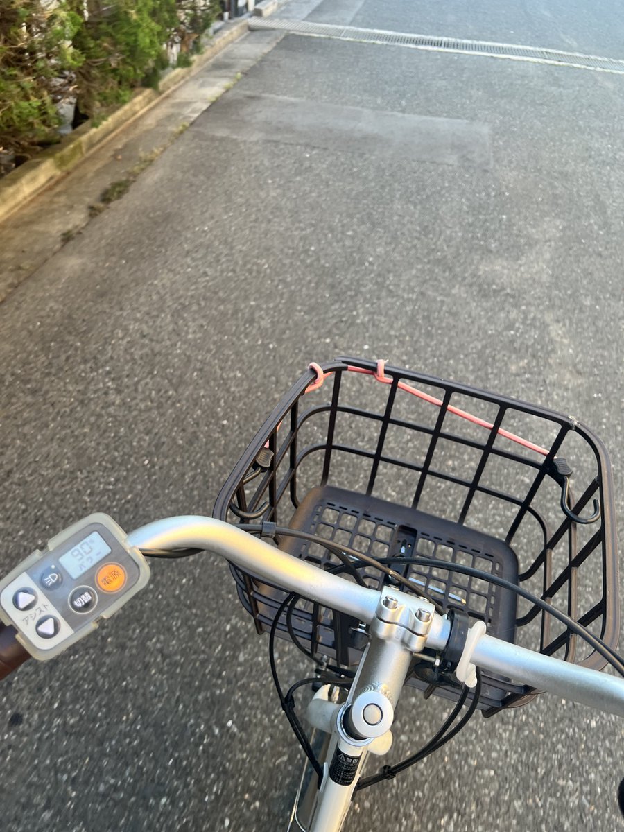 やかん tweet media
