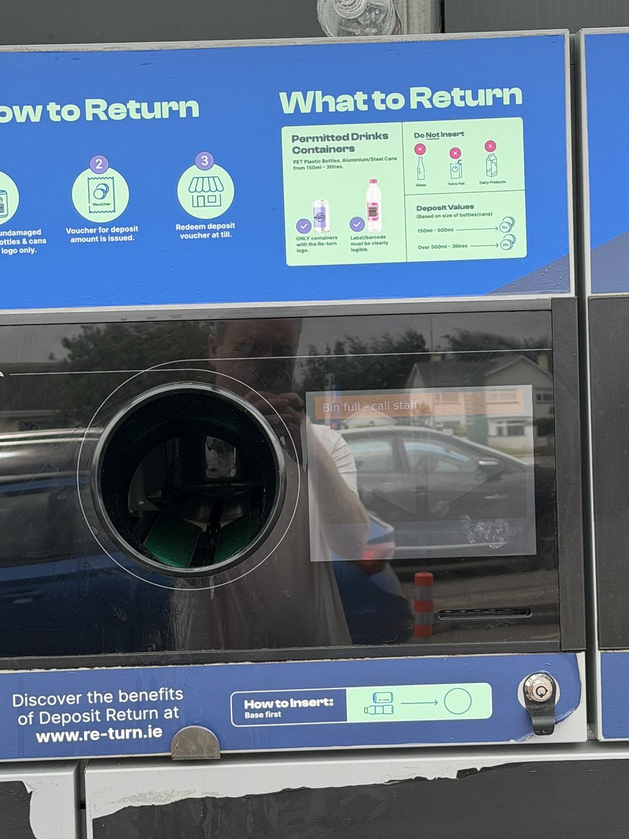 DealsTrading's tweet photo. @dunnesstores went to Dunnes Stores Nenagh 11am today both re-turn machines full. Asked 3 times for a staff member to come and assist, fobbed off 3 times left my bottles did my full shop
and no one has even come to look at the machines https://t.co/KVakh9DCXX
