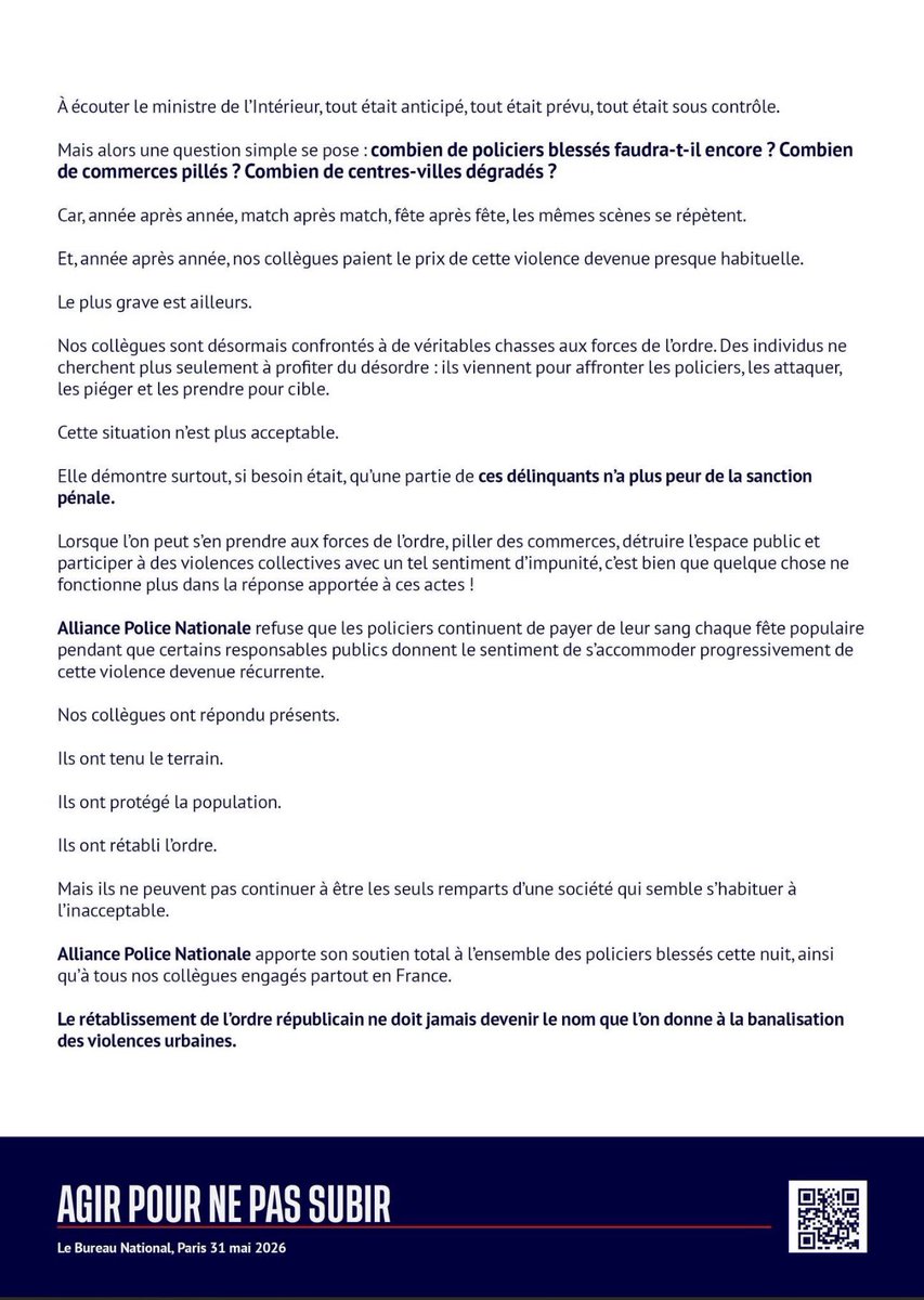 alliancepolice's tweet photo. 🚨 Employer des mots plus faibles que la réalité ne fera jamais disparaître la gravité des faits.

#LDC #PSGARS 780 interpellations, des policiers blessés, des commerces pillés et des violences coordonnées : la réalité mérite d’être nommée.

📄 Notre communiqué ⤵️ https://t.co/3oAEhXAWgJ