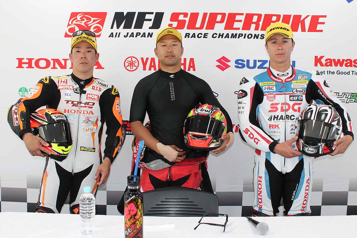 RIDINGSPORT's tweet photo. 【全日本RR第3戦九州ST1000決勝】
優勝／羽田太河（Astemo Pro Honda S I Racing）
「レース人生で今までにないくらいきついレースでした。勝つことができてうれしいです」
※決勝トップ3会見コメントを追加しました
#JRR #全日本ロードレース #オートポリス #ST1000
https://t.co/AaheqL76tn https://t.co/whHaDY8nXv