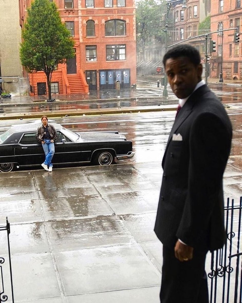 BerriesStrong's tweet photo. Denzel Washington &amp; Russell Crow on the set of American Gangster ( 2007 ) 🎥 🍿 https://t.co/Hk9bzAcHjd