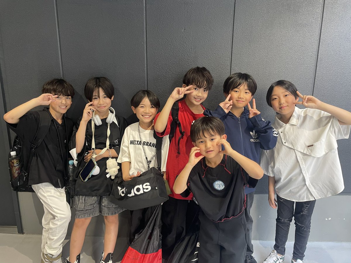 dan_tsubadan's tweet photo. はじめまして！
つば男KIDSの新メンバー
2年生の門倉 暖(だん)です！

今日からつば男KIDSがんばります！

初ステージ たのしかったよ😌
ありがとうございました😆

#つば男
#つば男KIDS https://t.co/ewJGHLwko2