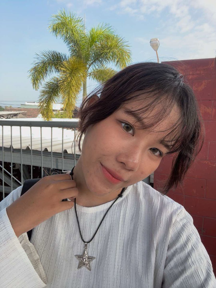LIA. ⭐️❓ tweet media