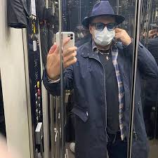 Willi_Shake_01's tweet photo. @Corriere Durante la pandemia, Vasco Rossi è stato un sostenitore rigoroso e diretto dell'uso delle mascherine.
Semplicemente un #babbo, altro che vita spericolata. https://t.co/HZBVrQhioT