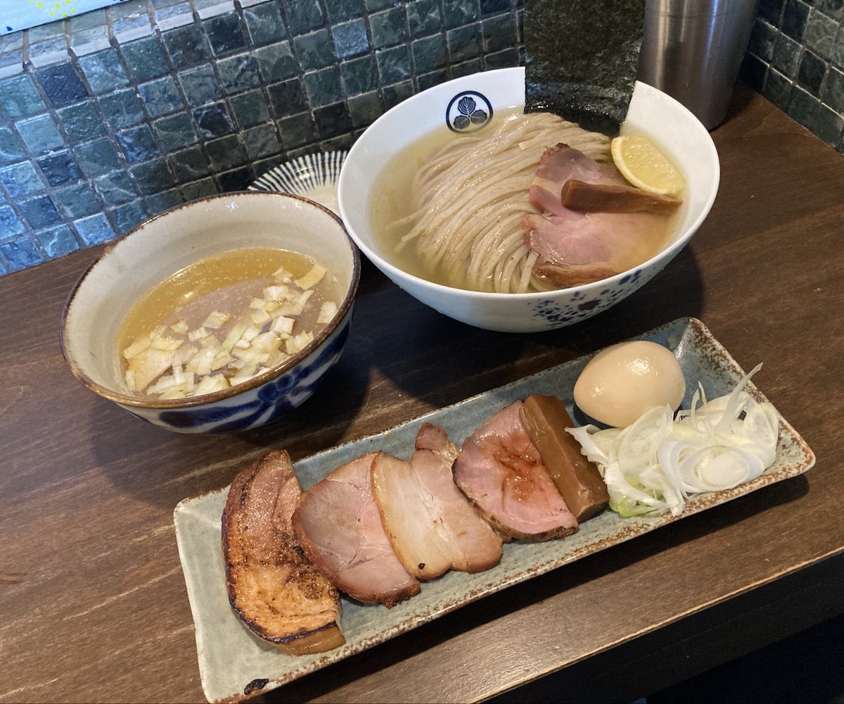 たくまる555 tweet media