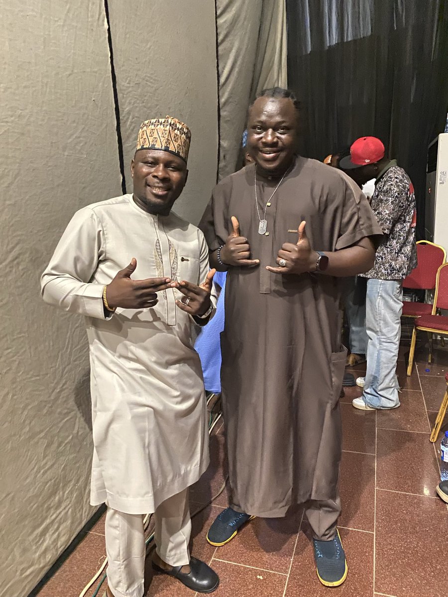 Alutaemir's tweet photo. 💯❤️ 
#comedy #nigeria https://t.co/QG2Kcx3LOP