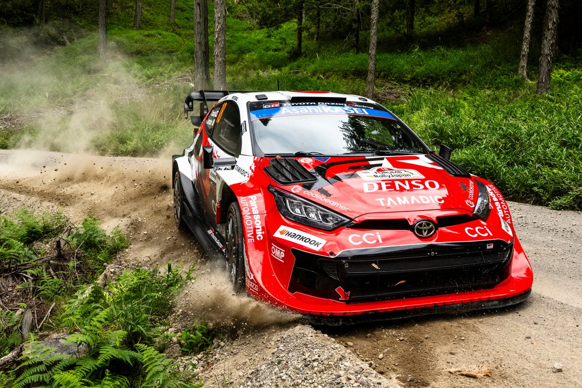 redbullmotorJP's tweet photo. 【WRC ラリージャパン🇯🇵】
ホームラリーを総合4位で終えた勝田貴元。
悔しさを抱えながらも、
ドライバーズランキングは総合2位。
世界の頂点を見据える戦いは、まだここから🔥

#RedBull #翼をさずける #WRC #ラリージャパン https://t.co/cKaBorQHEi