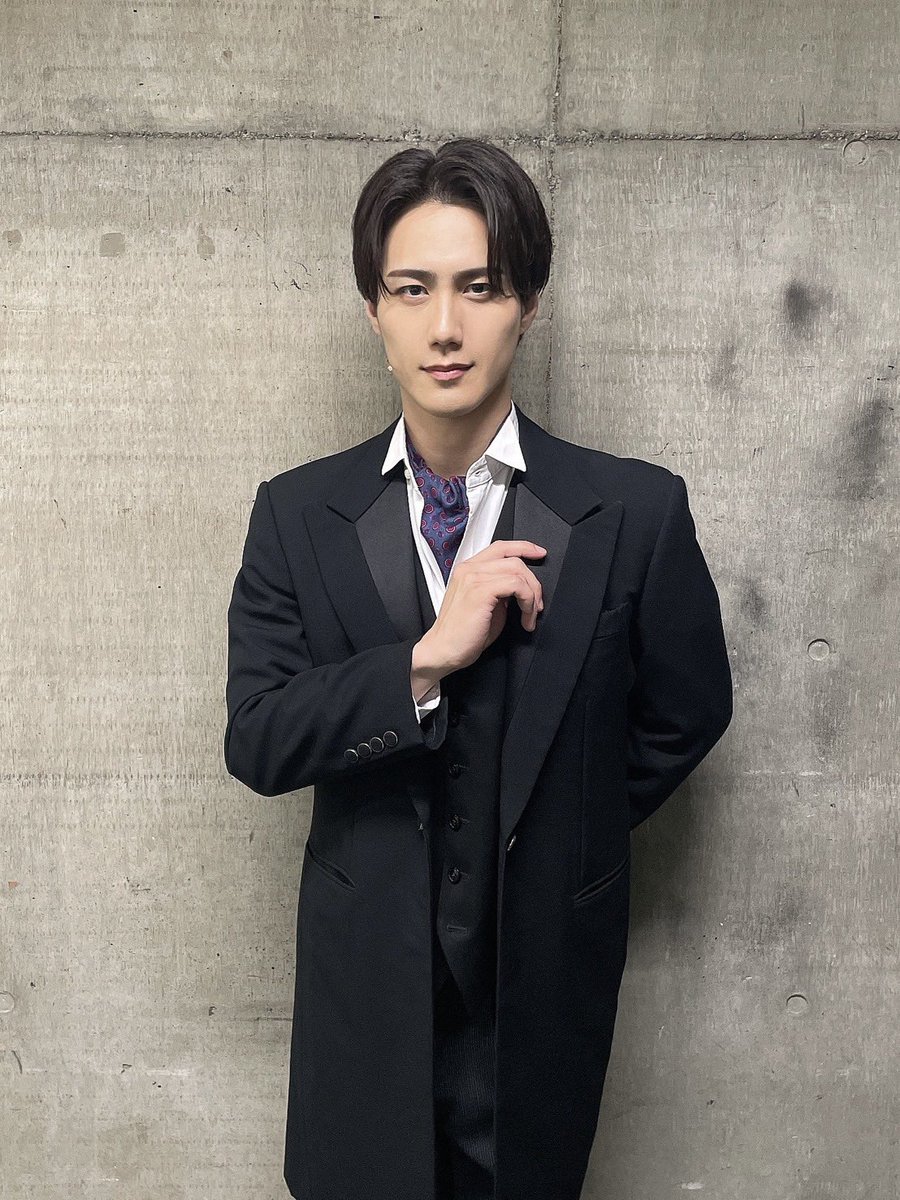 bethere_staff's tweet photo. 【広報】
BE THEREから吉田邑樹が出演いたします
舞台『探偵東堂解の事件録 -大正浪漫探偵譚-』が全公演終演いたしました。 https://t.co/UCfs5MCR1C